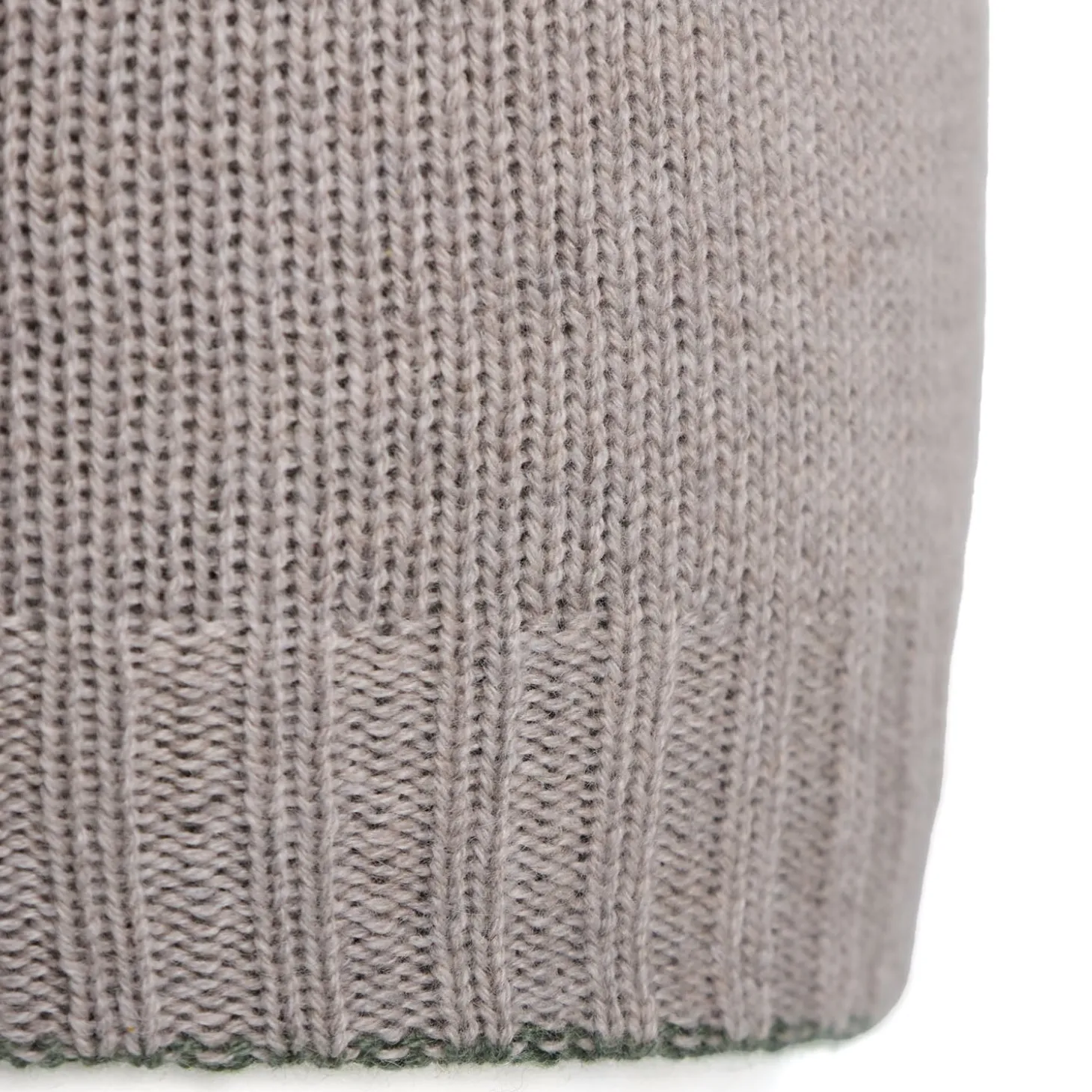 BERRETTO BICOLORE BEIGE E VERDE In cashmere