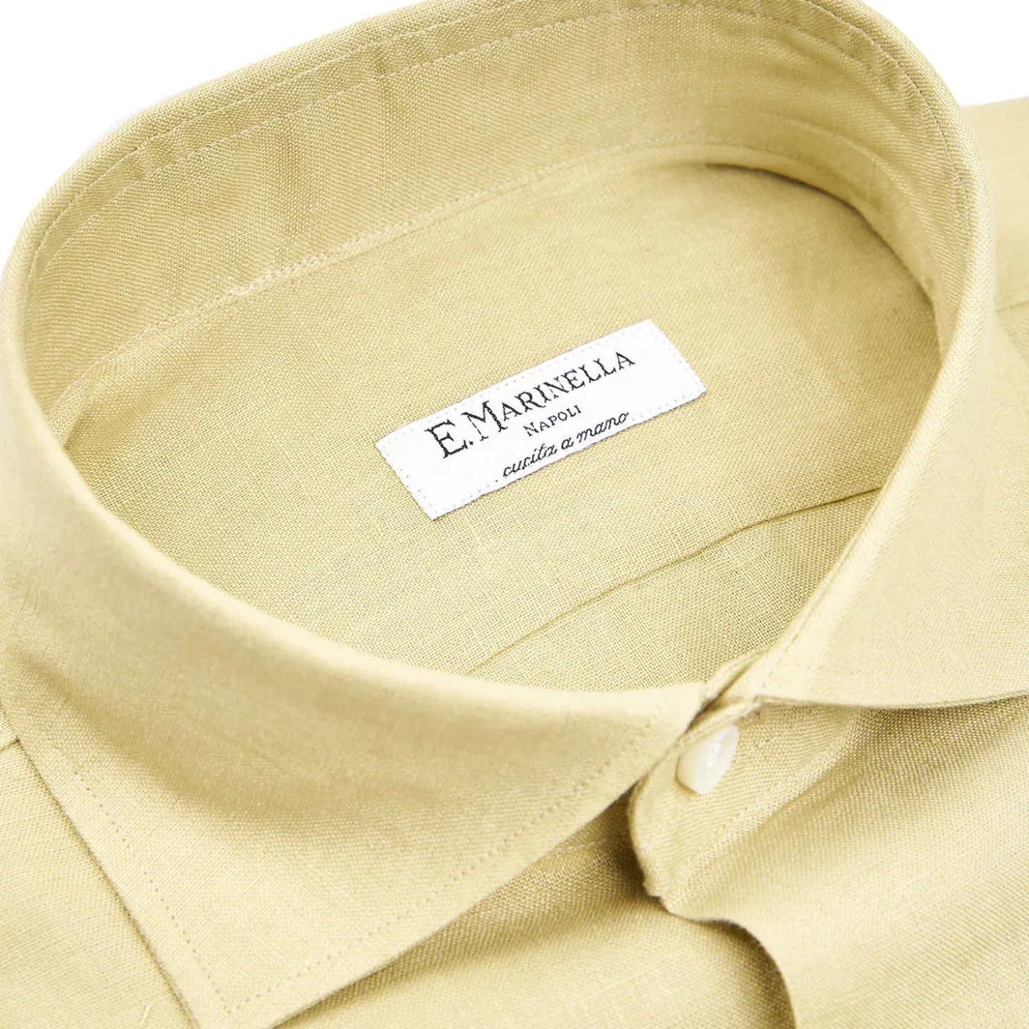 CAMICIA IN LINO VERDE CHIARO Con bottoni in madreperla