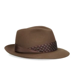 CAPPELLO MODELLO EUGENIO IN FELTRO MARRONE Con dettagli in seta marrone