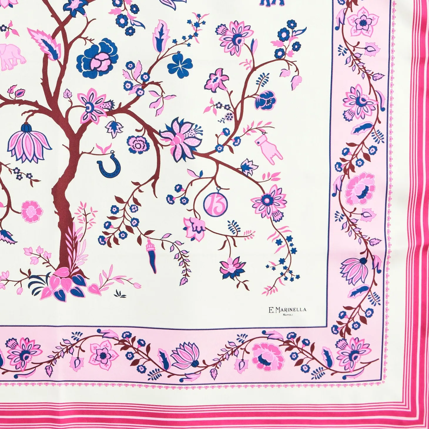 FOULARD IN SETA 90 FUCSIA L'albero della vita