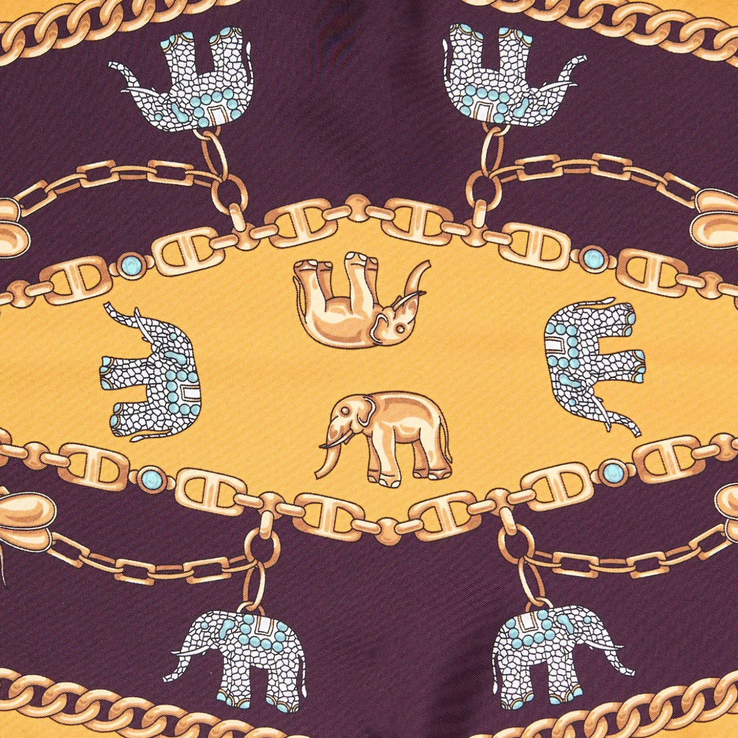 FOULARD ROMBO IN SETA GIALLO Collezione lucky charm