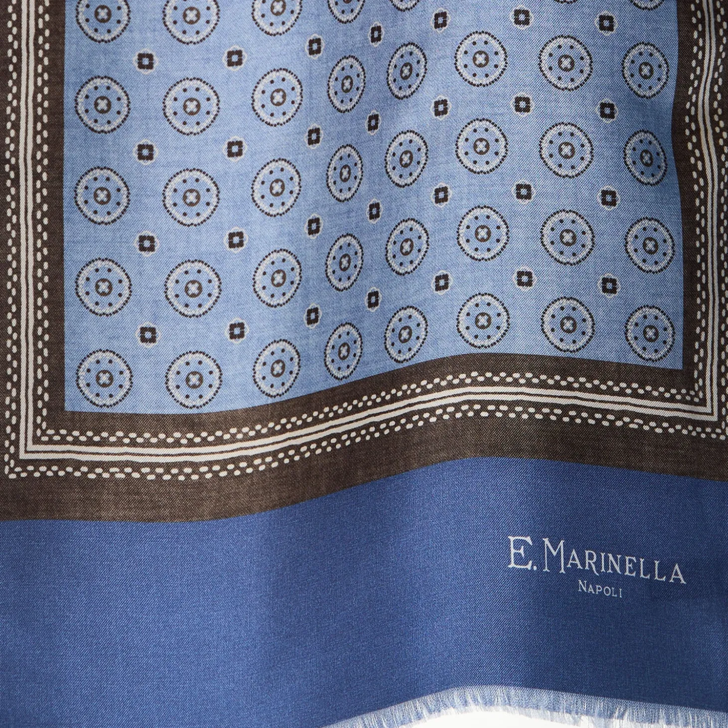 SCIARPA TUBOLARE AZZURRA IN SETA TWILL Classic daisy