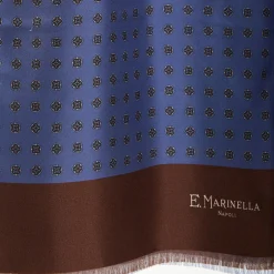 SCIARPA TUBOLARE AZZURRO POLVERE IN SETA TWILL Classic daisy