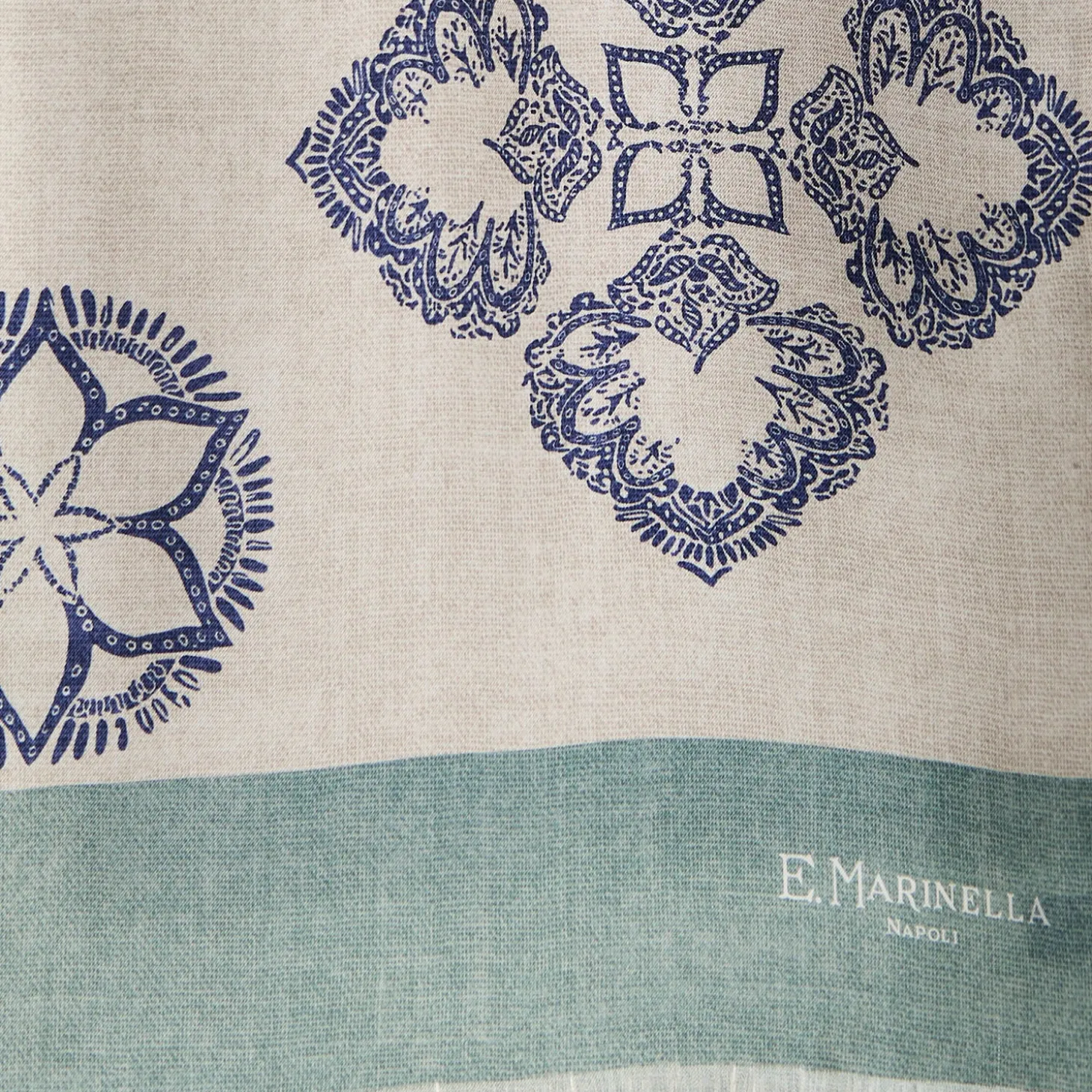 SCIARPA TUBOLARE BEIGE IN SETA TWILL Busy pattern