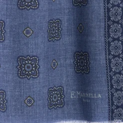 STOLA BLUIn lana con decorazioni floreali
